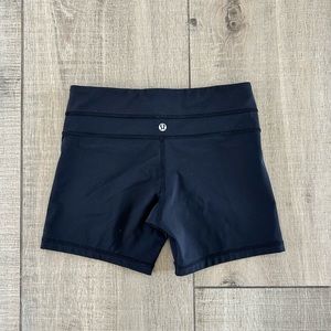 lululemon 4.5” inseam bikers